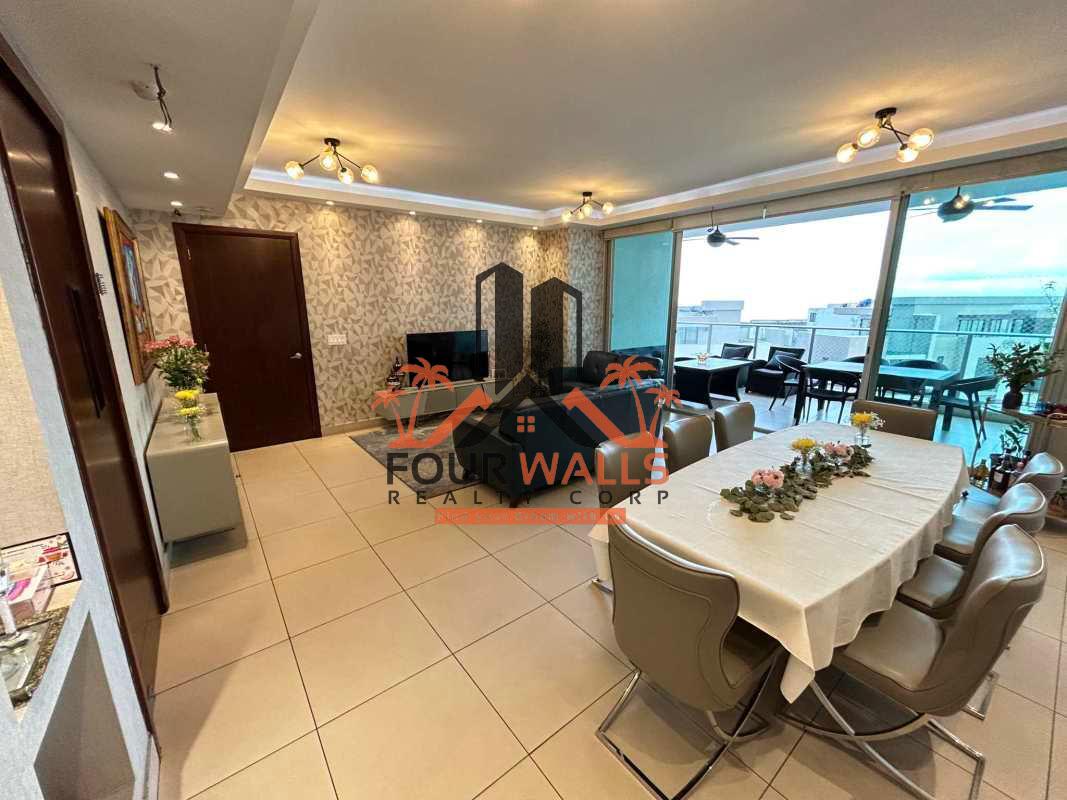 Elegant dining space with city and ocean views at PH Dupont Tower Punta Pacifica Panama