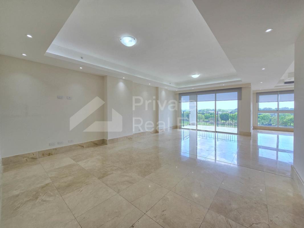 Modern island kitchen with marble countertops and premium appliances at PH The Reserve Santa María Panama