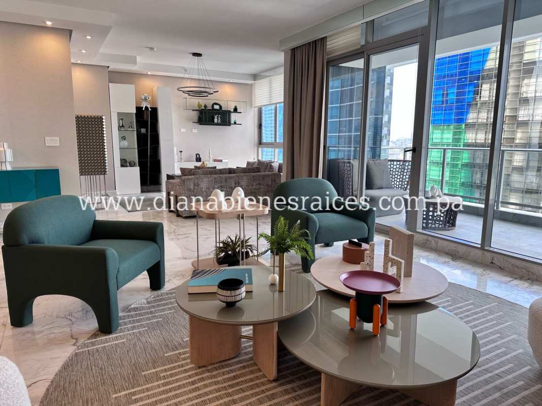 Gourmet kitchen with marble countertops & breakfast nook PH Santa Maria Country Club