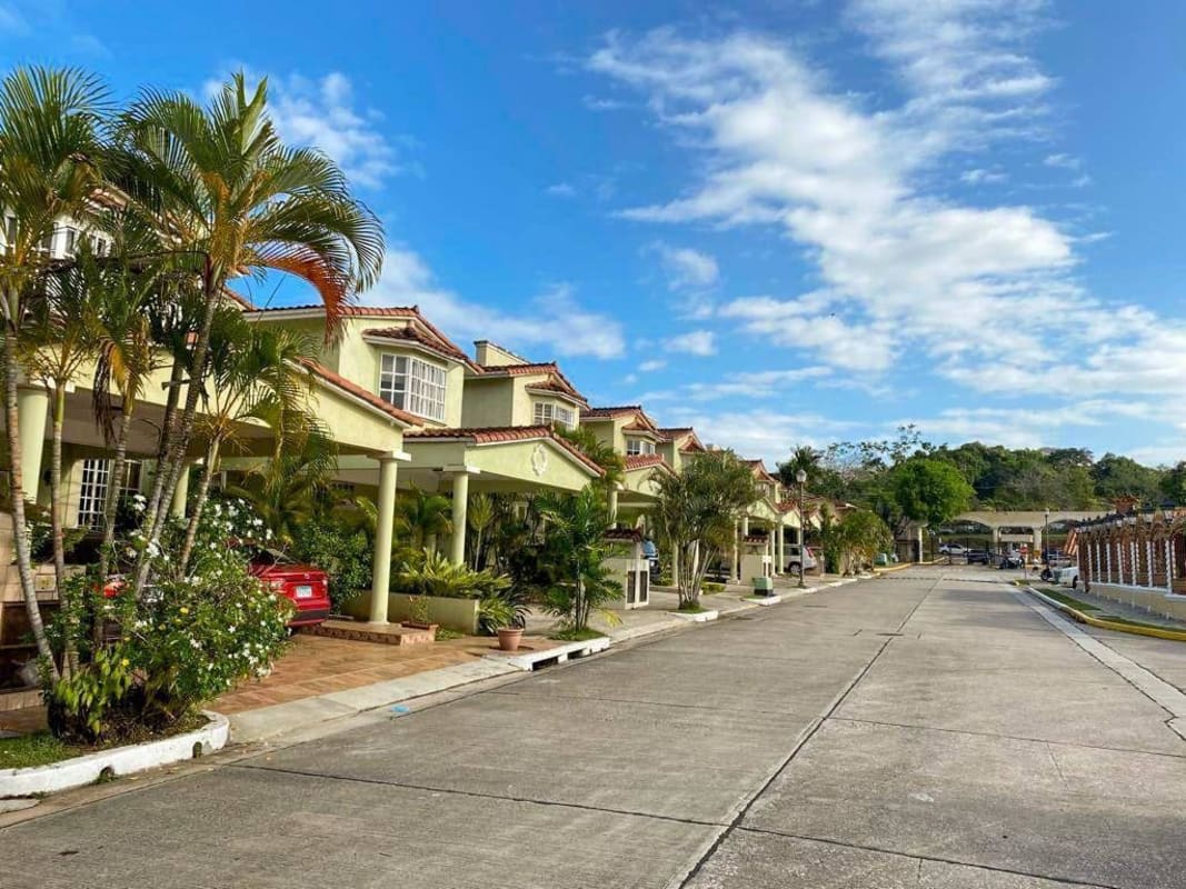 Gated townhouse office buildings with greenery in Albrook Panama
