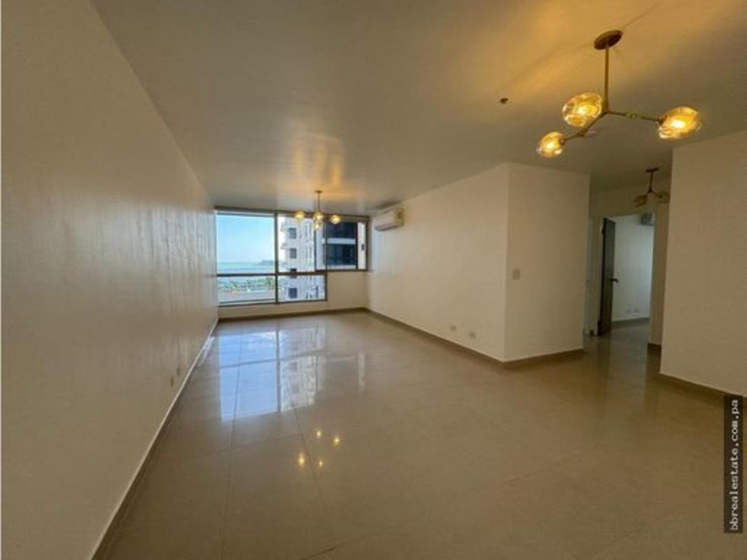 Fully equipped kitchen with granite countertop and cabinetry at PH San Francisco Bay Panama City