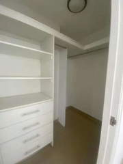 Apartment for Sale in San Francisco - 3 bedrooms