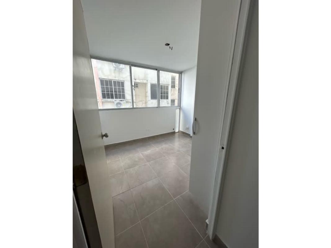 Empty bedroom with tile floor, wide window and closet space in PH Mystic Park Juan Díaz Panama