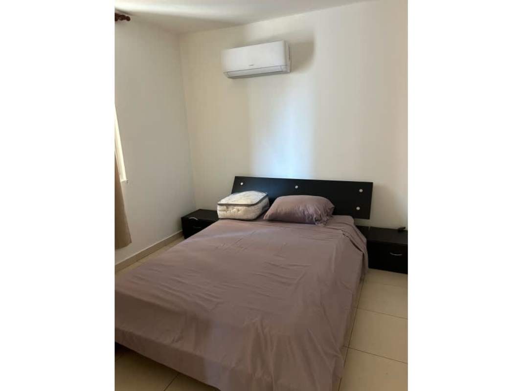 Third bedroom minimalist design with closet in PH Royal Pacific Punta Pacifica