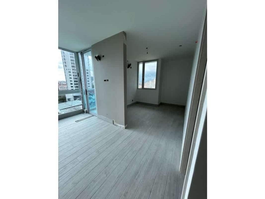Modern unfurnished living room with city skyline view PH Azurre Bella Vista Panama