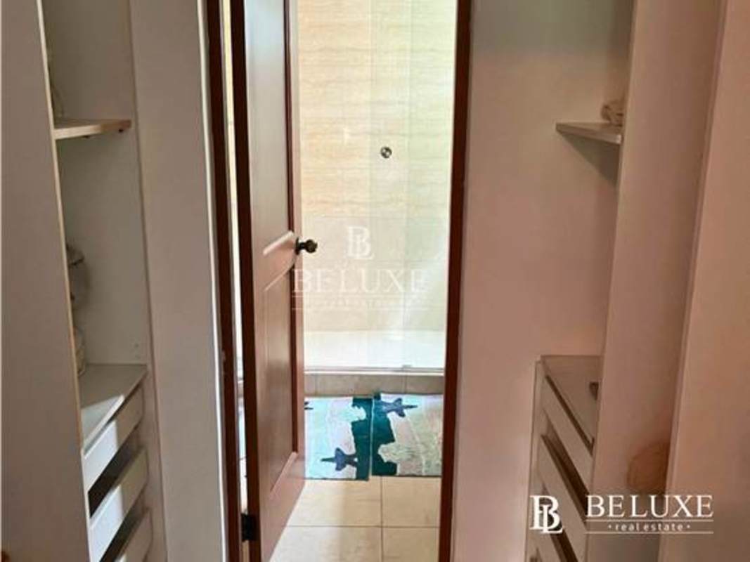 Bedroom with air conditioning, built-in closet and window view PH Amador Hill Panama