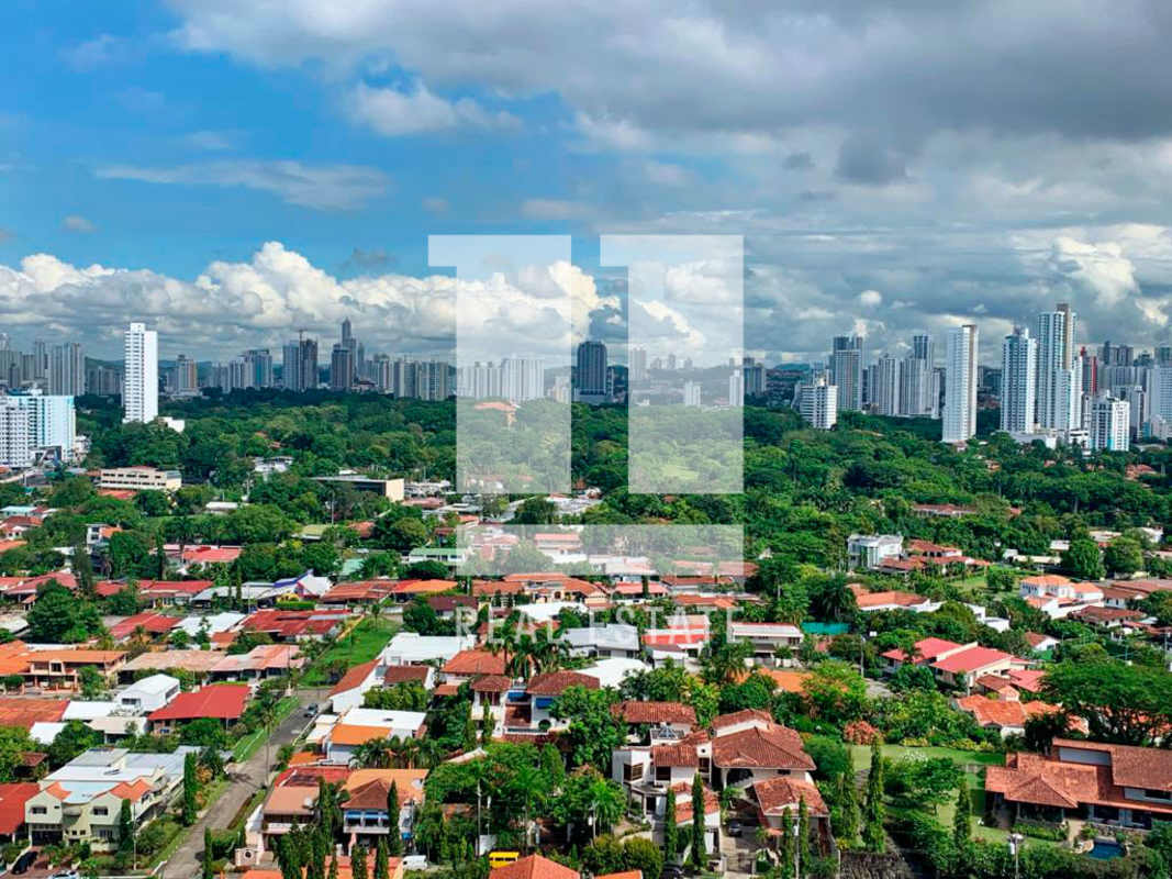 Dining area with large windows and Pacific Ocean view apartment Coco del Mar Panama