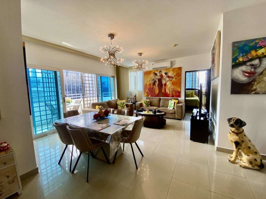 Spacious living-dining area with city views balcony in PH Galeria Uno Obarrio