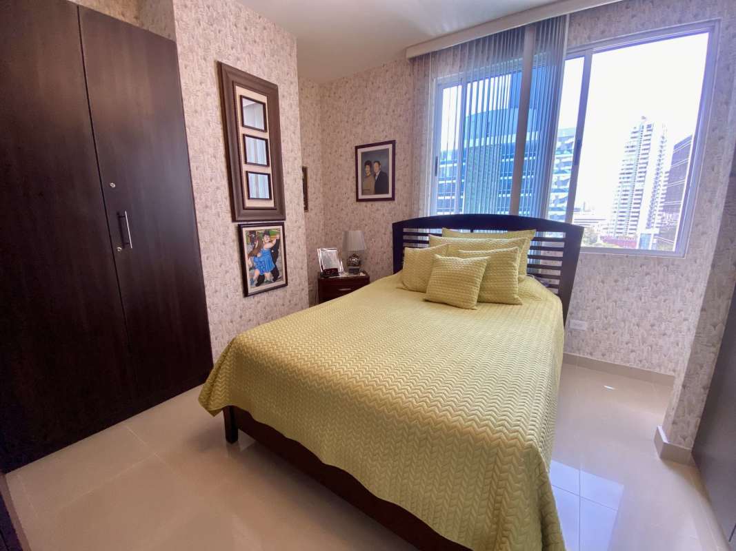 Open plan living dining with artwork, lighting in PH Galeria Uno Obarrio Panama