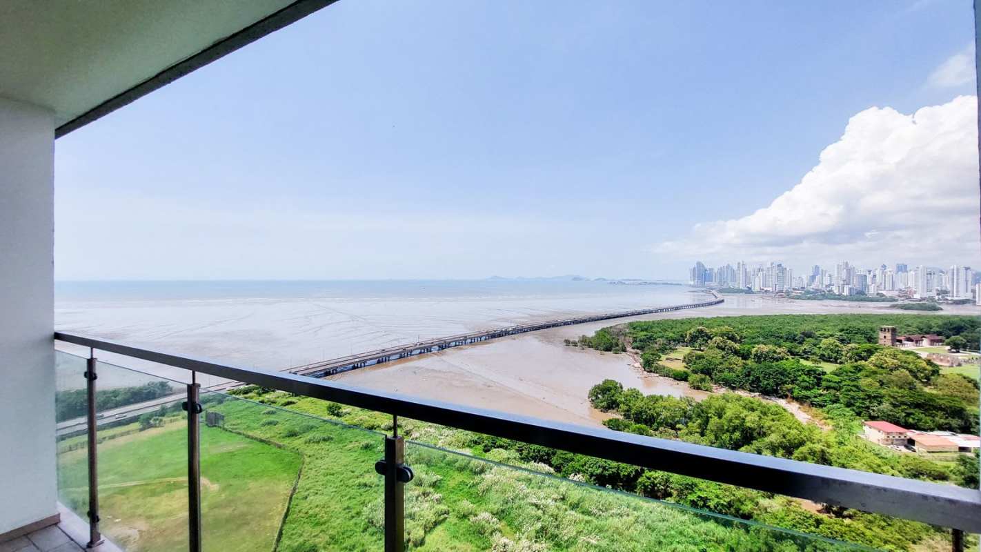 Panoramic balcony with oceanfront and skyline views in PH Bali penthouse Costa del Este Panama