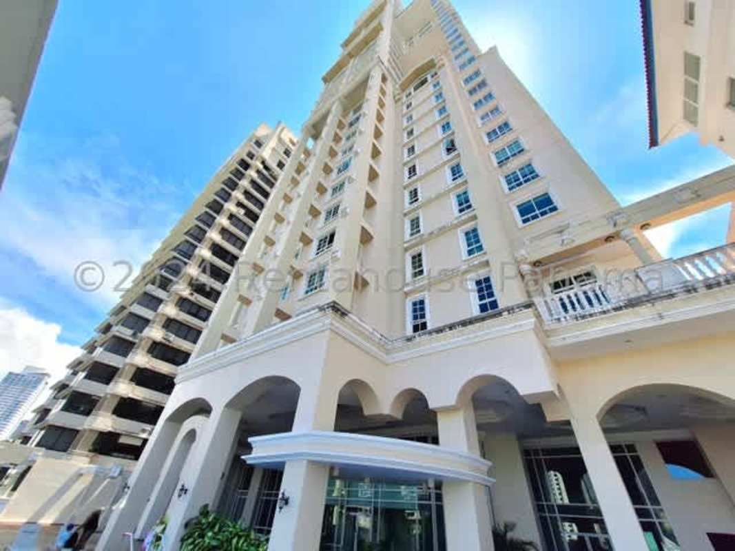 Luxury Mediterranean-style high-rise building with arches and balconies in Bella Vista Panama City