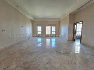 Penthouse Apartment for Sale in Bella Vista - 2 bedrooms