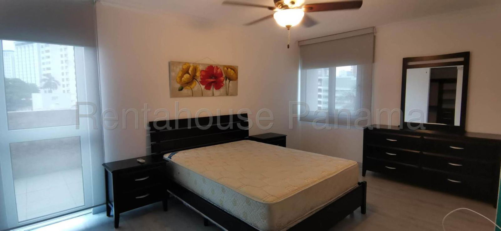 Basketball and soccer multi-sport court with safety netting at PH Blue Park Panama City