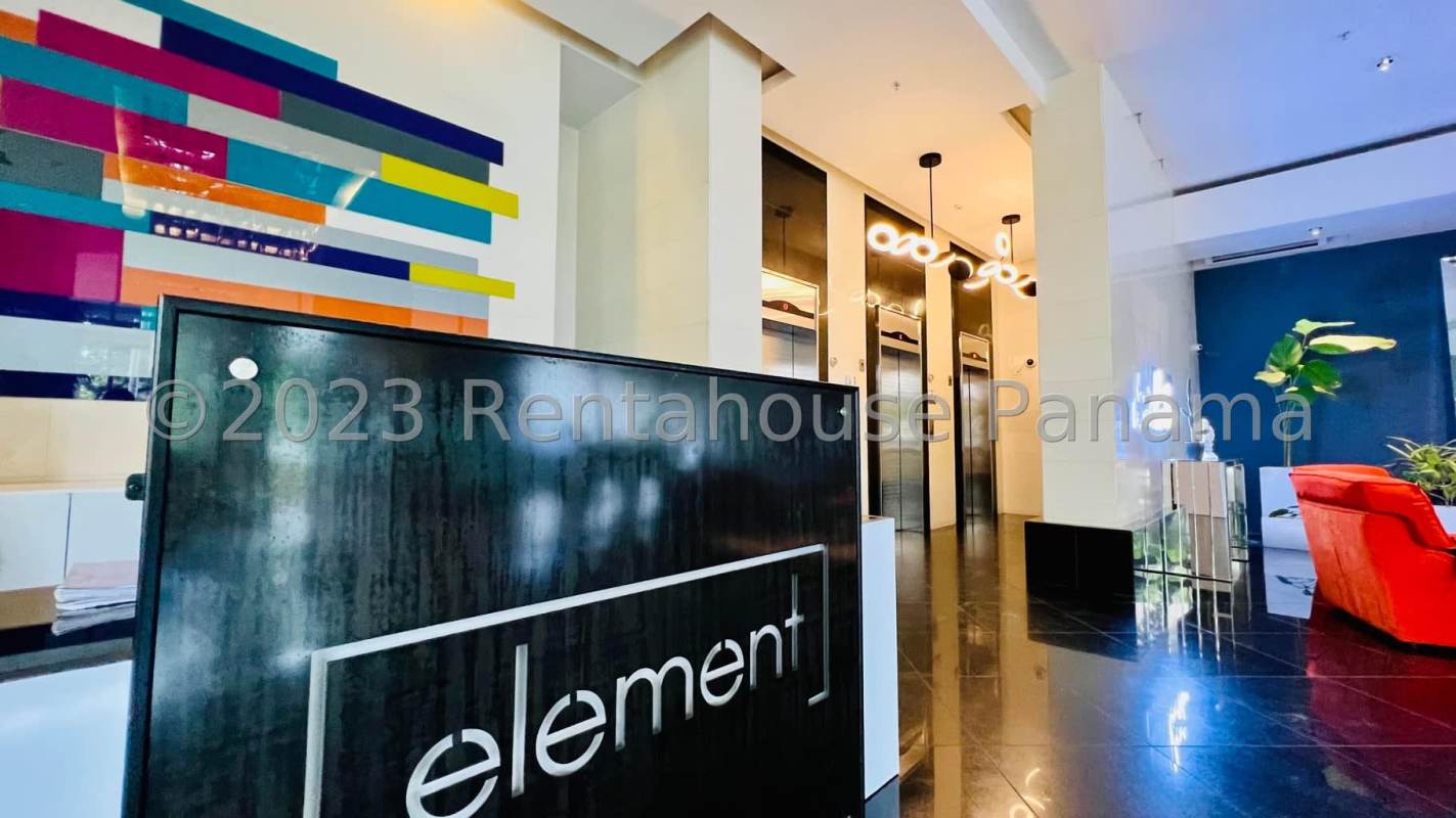 Fully equipped gym and boxing zone at Element Boutique Avenida Balboa Panama