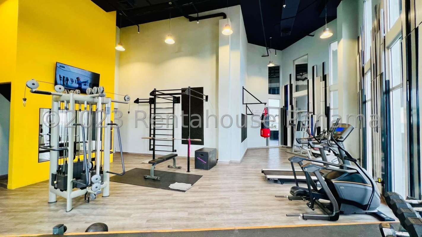 Professional indoor squash court with viewing area at Element Boutique Panama