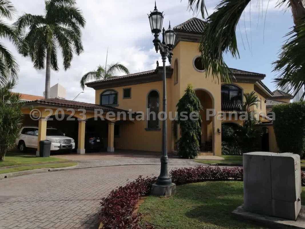 Two-story Mediterranean house in Costa del Este with lush garden and covered carport for sale