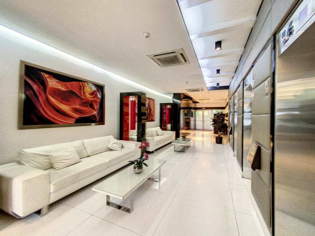 Unfinished open office floor with city views at PH BCT Calle 50 Panama