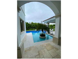 Villa for Rent in Costa del Este - 4 bedrooms