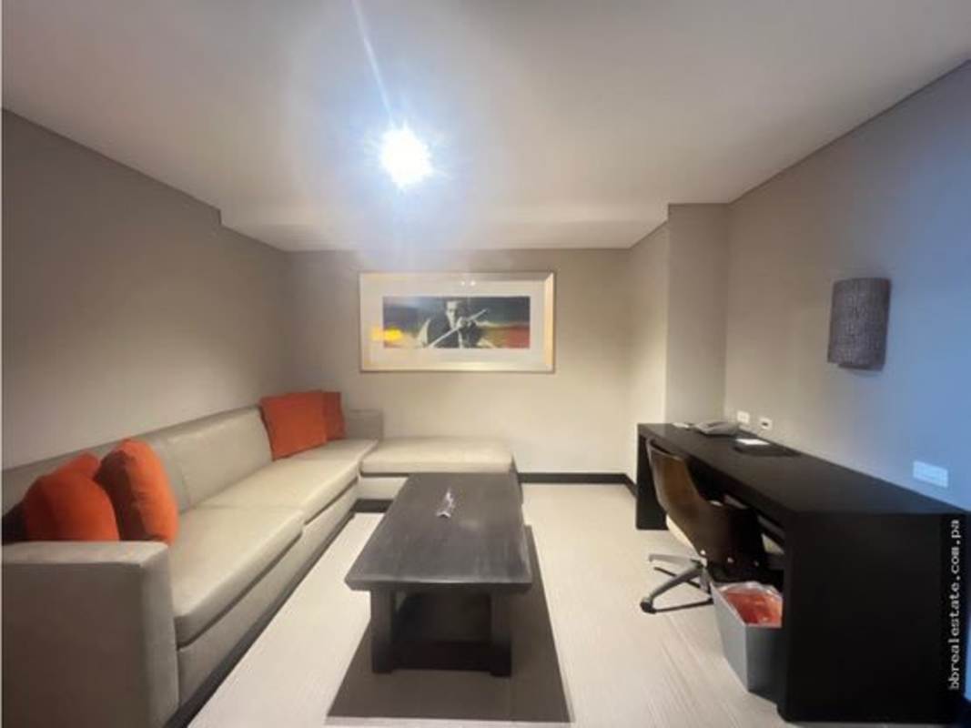 Modern kitchen with granite countertops in PH Megapolis Marbella Panama