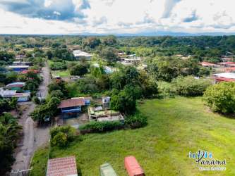 Panama titled 1,000 m2 semi-flat lot ready for commercial or residential build Paso Canoas Baru