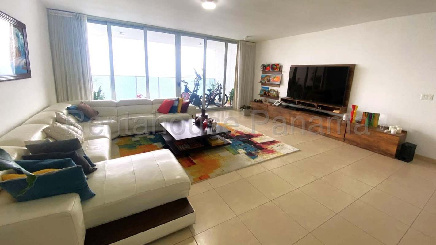 Luxury 2BR Apartment Ocean View PH BICSA Avenida Balboa
