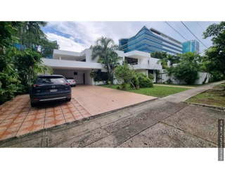 Commercial/Residential House for Rent in Obarrio - 3 bedrooms