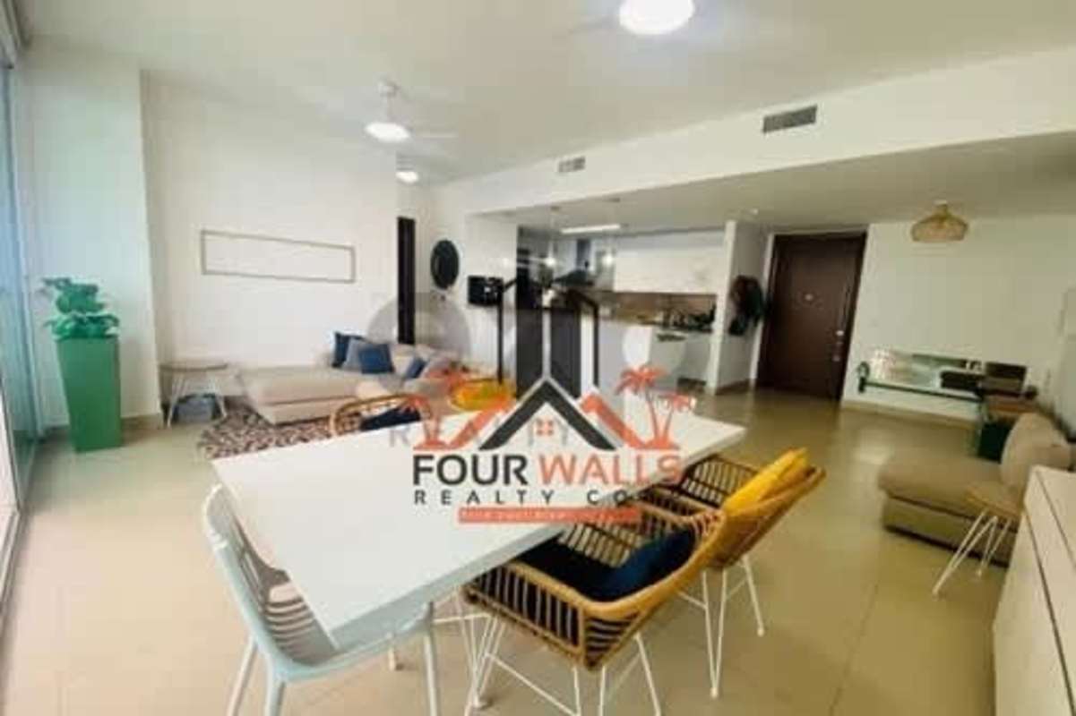 Integrated living dining room with bay window PH Dupont Tower oceanfront Panama