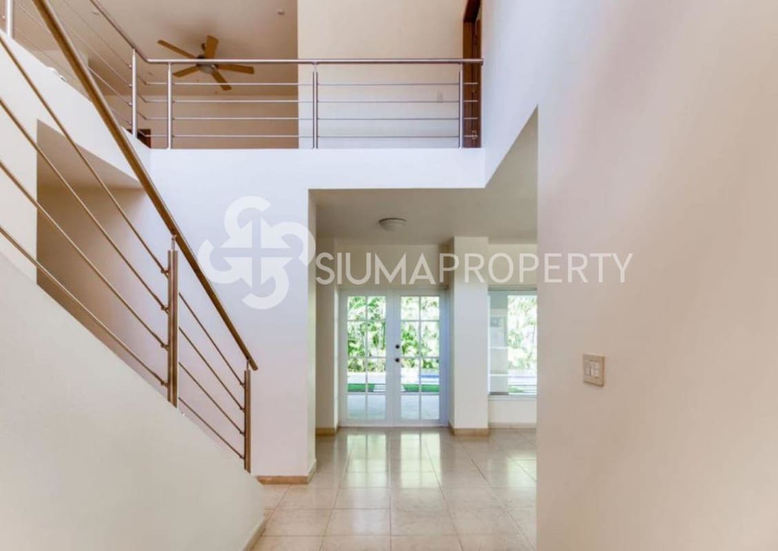 Modern luxury kitchen with quartz countertops and premium appliances in Costa del Este house Panama