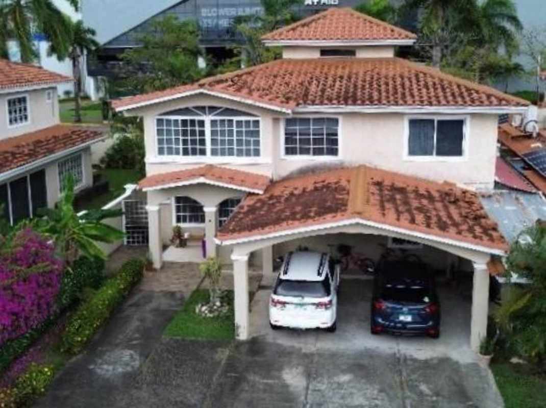 Spacious living room with granite floors in Costa del Este house Panama