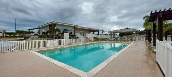 3BR Modern House in New West II Costa Verde with Pool