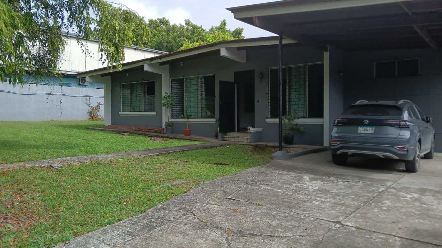 High traffic frontage fenced land Las Lajas Transístmica highway Panama sale