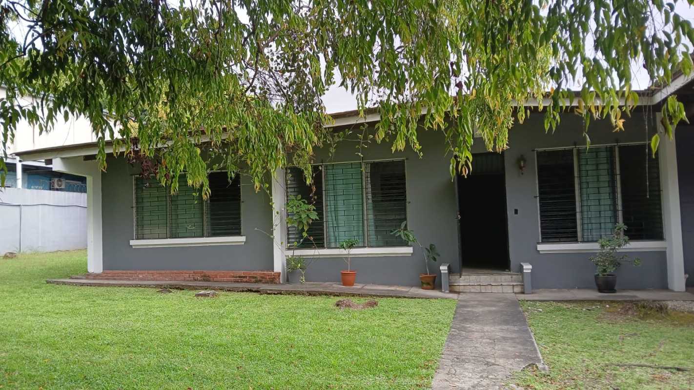 1,089 m² Strategic Commercial-Residential Land Las Lajas - Transístmica