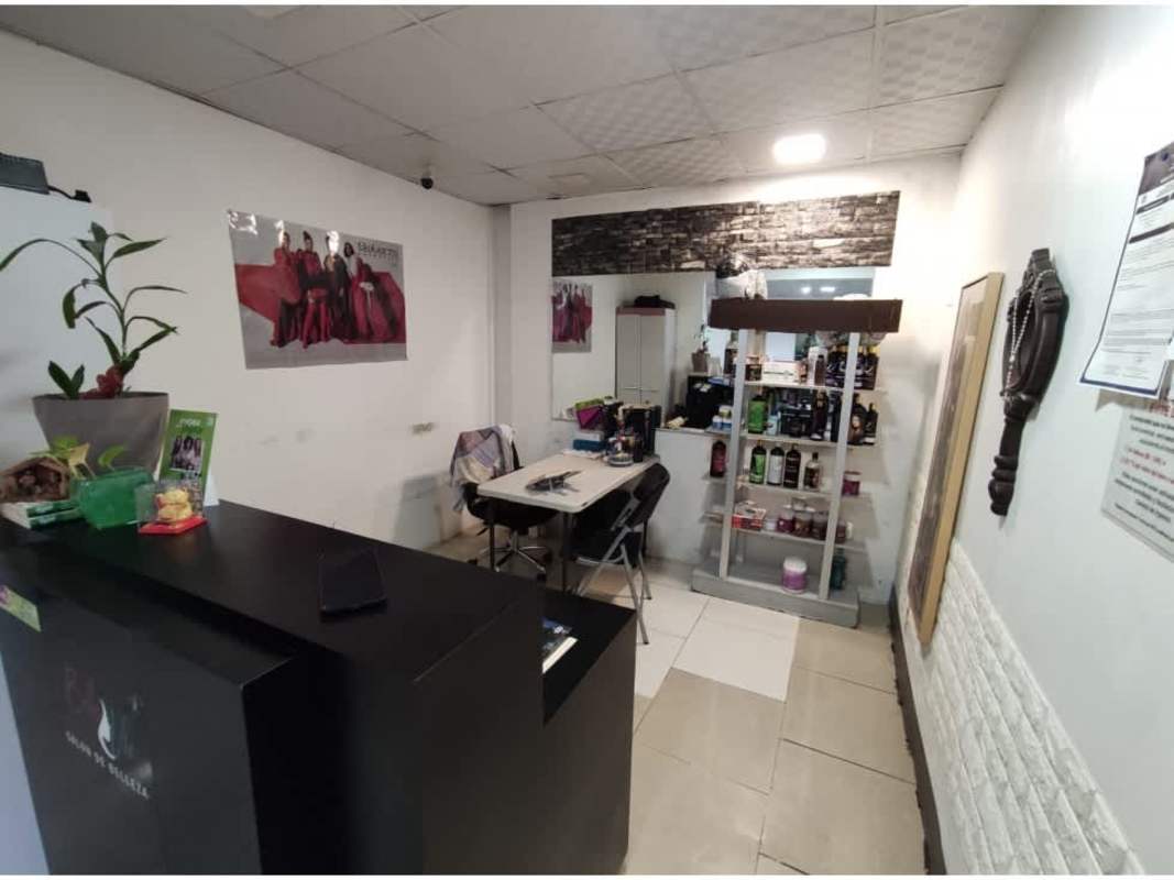 Beauty salon reception area with product shelves and check-in counter in Condado del Rey Plaza Panama