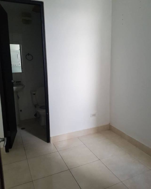Small room maid quarter with bathroom PH Elite Pacific Hills Panama