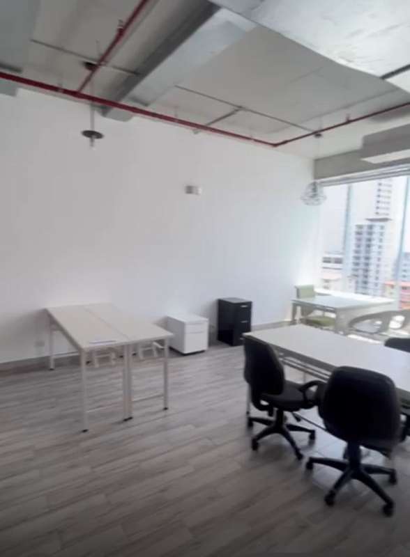 Modern minimalist office with large windows PH Office 77 San Francisco Panama