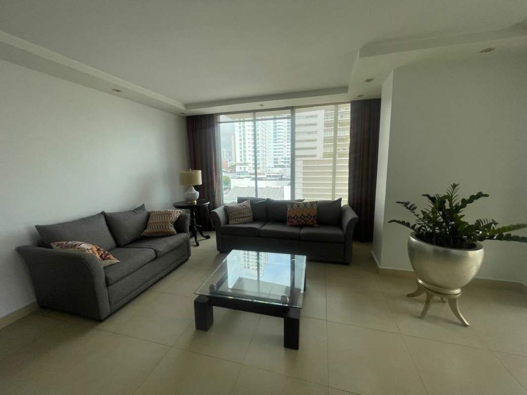 Family room with comfortable seating and TV area PH 7400 Tower San Francisco Panama