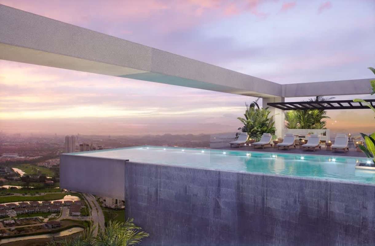 Open-plan living dining room with panoramic views in The Ivy Panama Luxury Condo