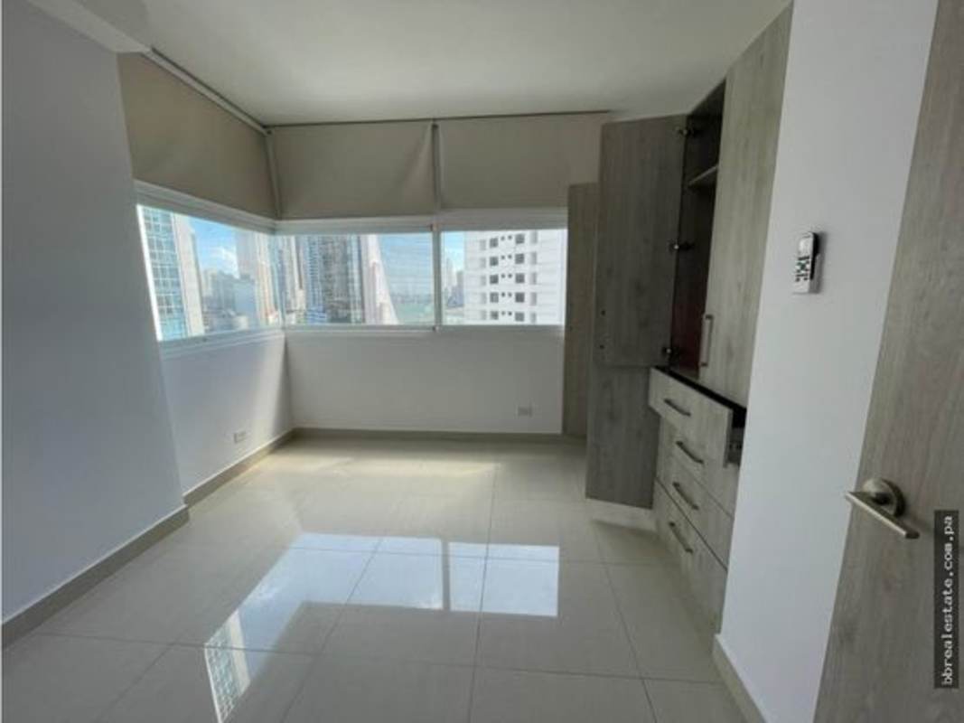 Open-concept kitchen with granite counters and cabinetry in PH 43GV, Bella Vista Panama