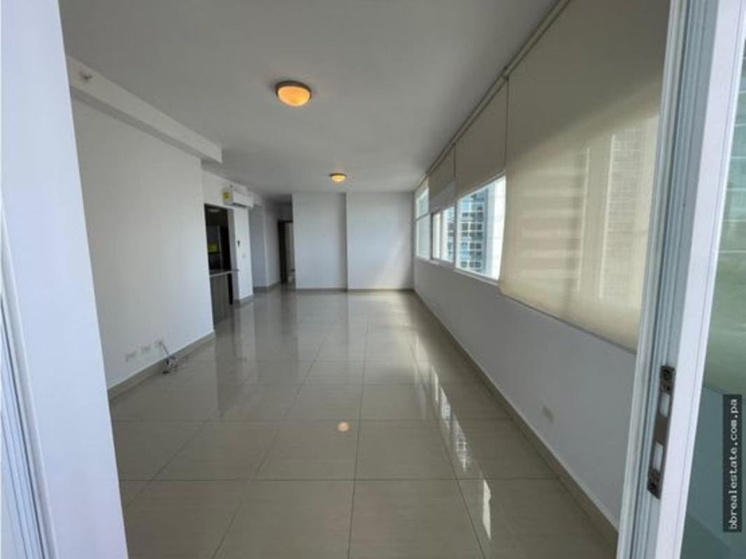 Spacious bedroom with city views new apartment PH 43GV Bella Vista Panama