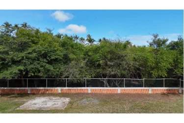 Beachside 2BR Country Home - 8001m² Land Close to Playa Monagre - View 8