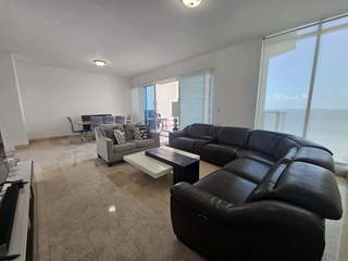 Apartment for Sale in San Francisco - 3 bedrooms