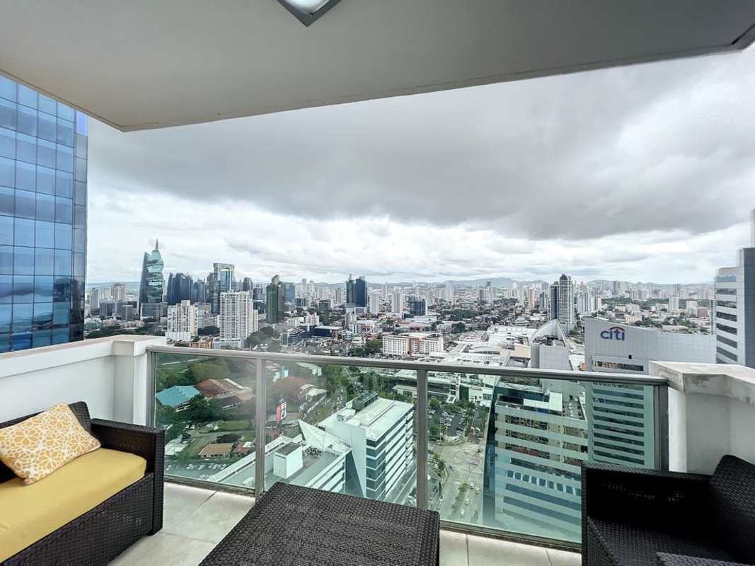 Private penthouse balcony panoramic skyline view in PH Mystic Point Panama City