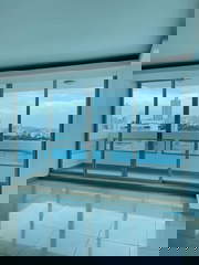 Apartment for Sale in San Francisco - 3 bedrooms