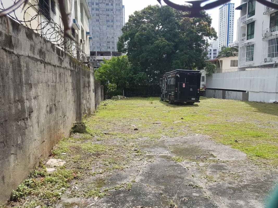 Urban development lot fenced and ready for mixed-use build near Calle 50 in Panama City San Francisco