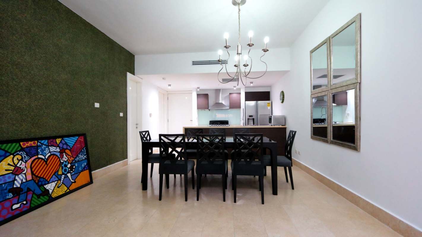 Designer dining room and kitchen with luxury finishes at Yoo Panama Avenida Balboa