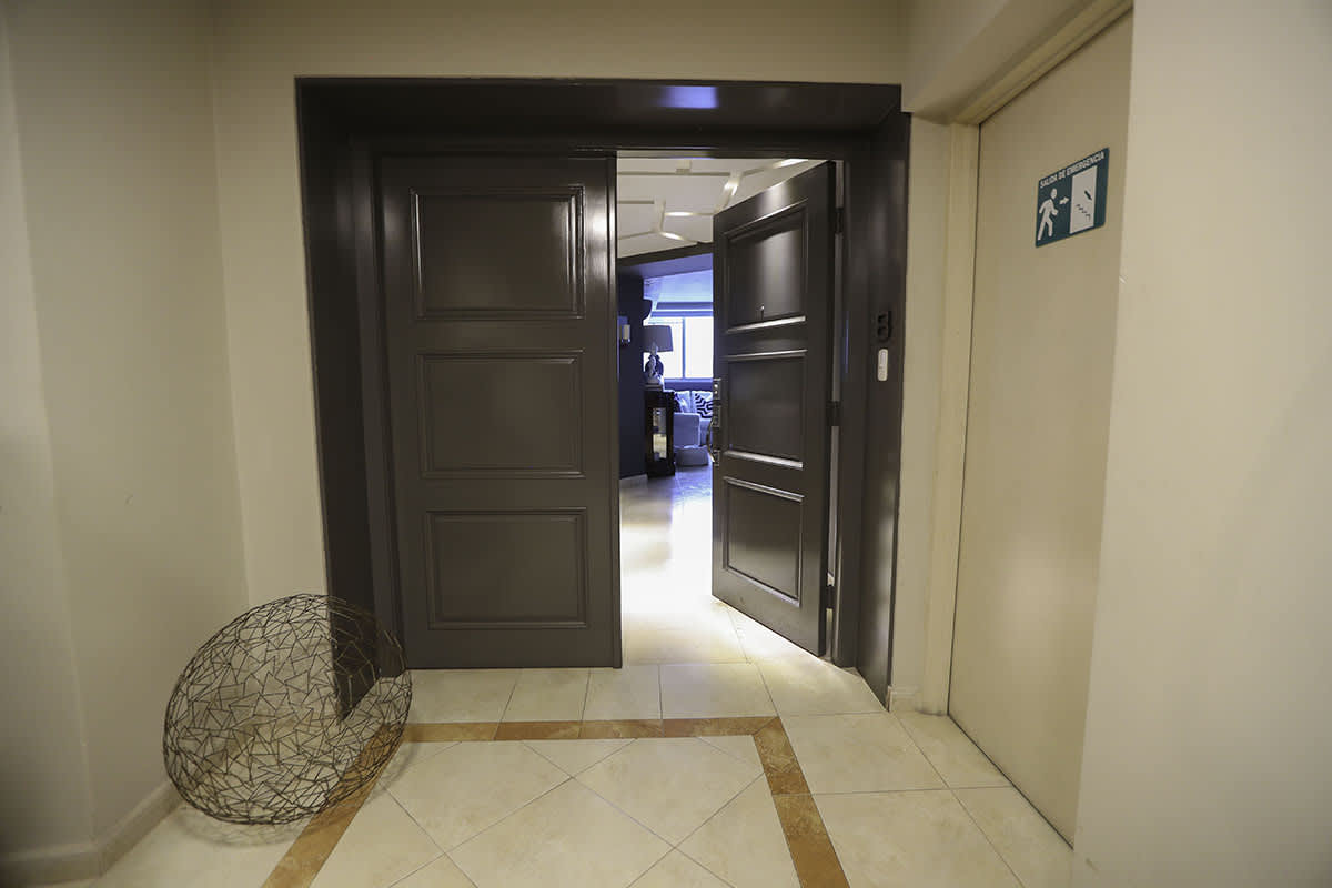 Contemporary bathroom glass shower marble walls PH Sol Marina Marbella Panama