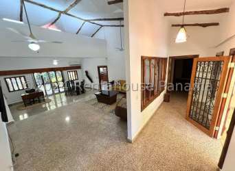 Living room with vaulted ceiling, exposed beams, terrazzo floors, ample light Arraiján Panama
