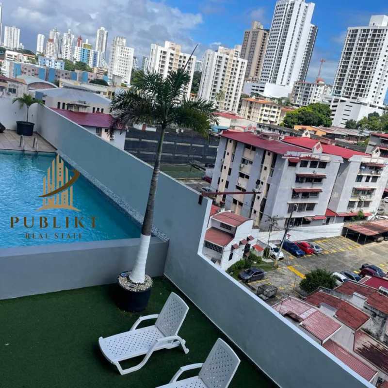 Spacious bedroom with closet and windows PH Plaza Valencia Panama