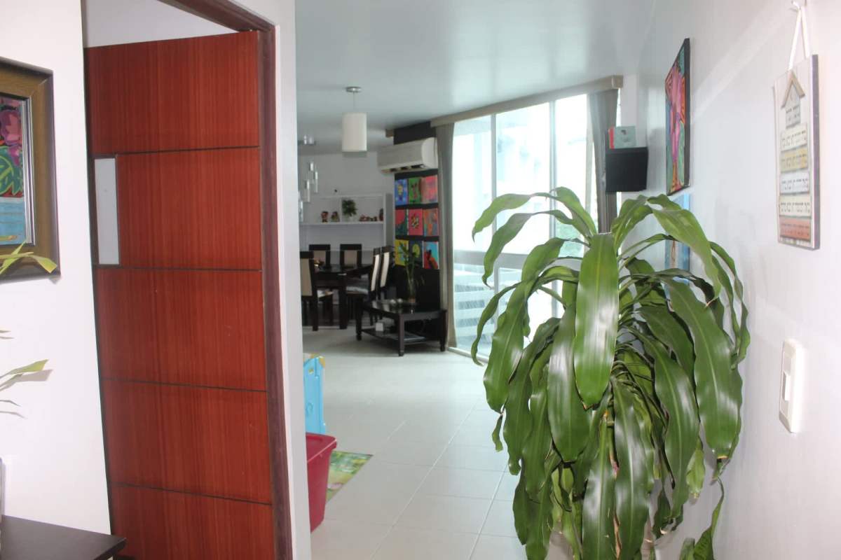 Master bedroom with walk-in closet AC and private bathroom PH 44 Park Panama