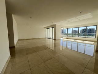 Apartment for Sale in Santa María - 3 bedrooms